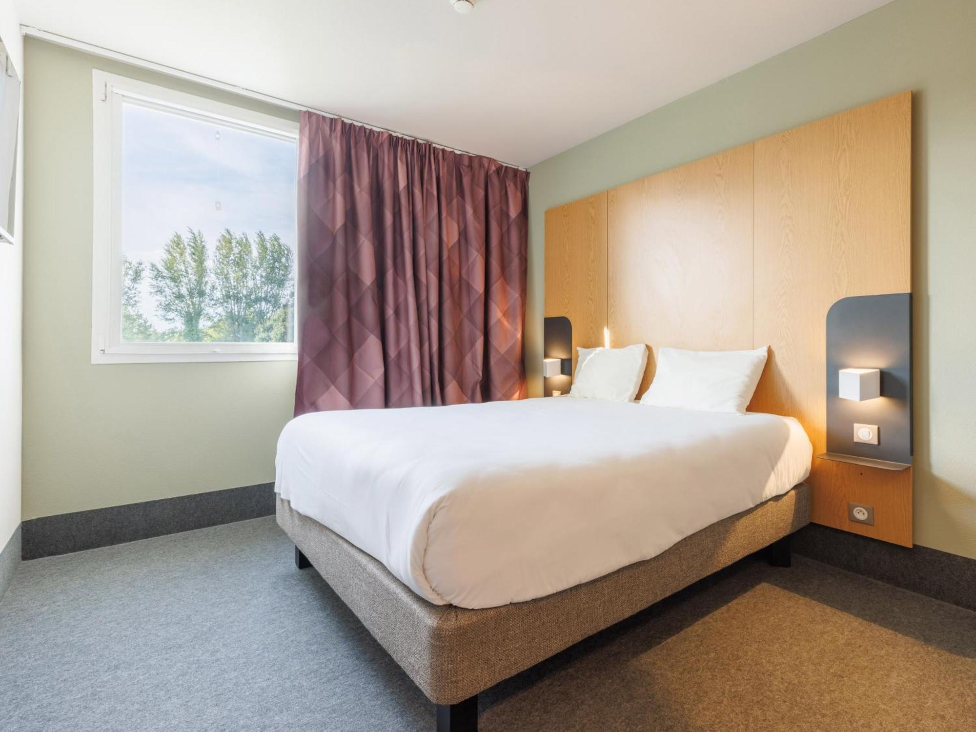 B&B Hotel Clermont-Ferrand Nord Ріон Екстер'єр фото