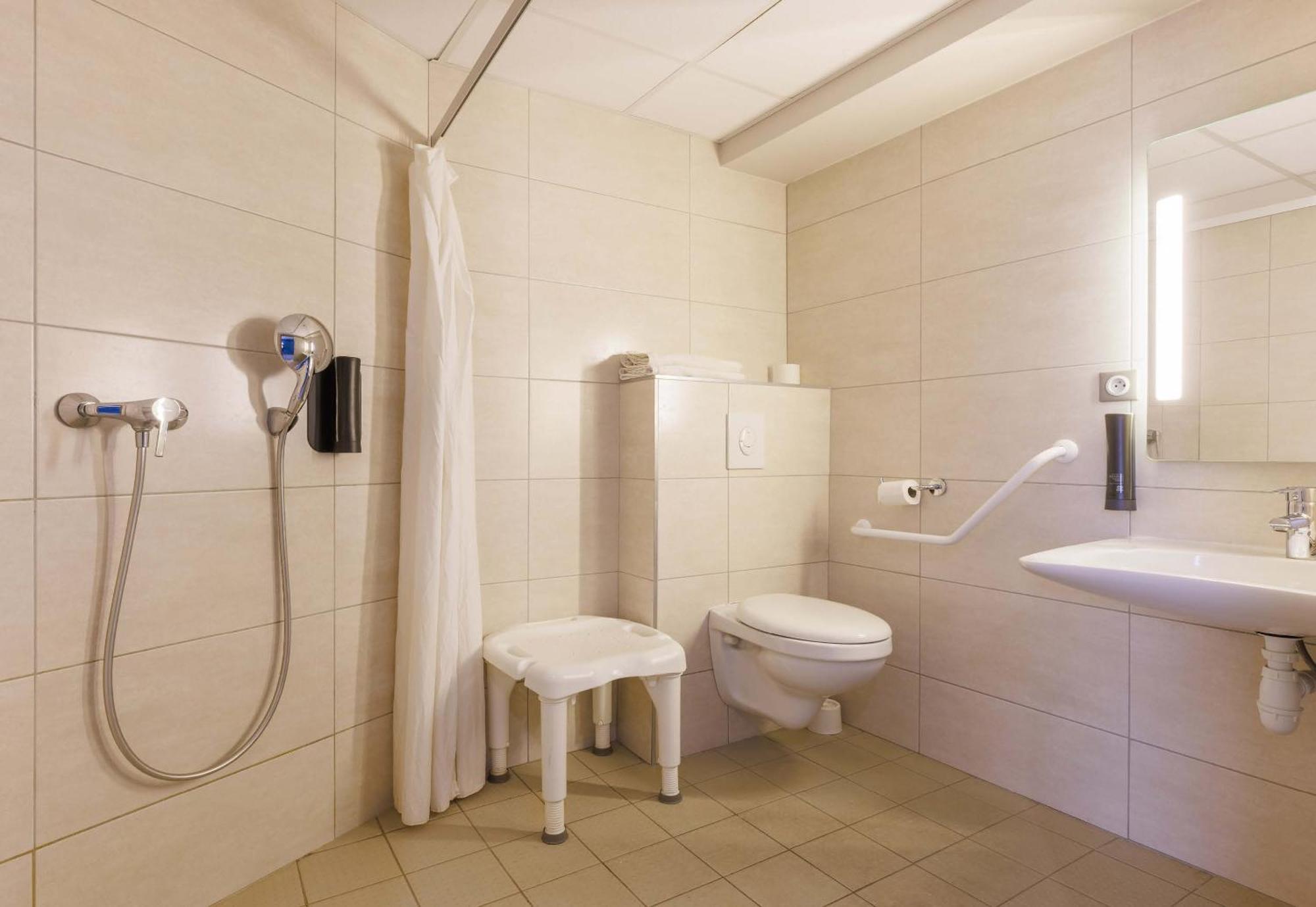 B&B Hotel Clermont-Ferrand Nord Ріон Екстер'єр фото