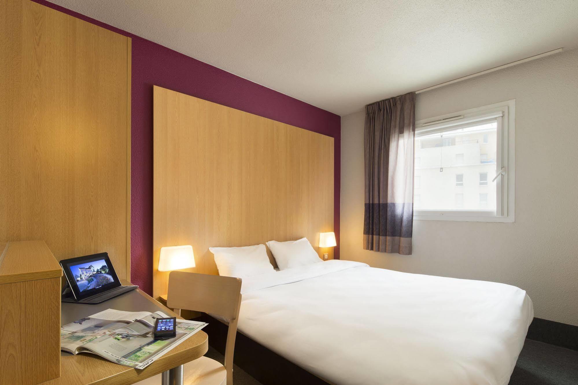 B&B Hotel Clermont-Ferrand Nord Ріон Екстер'єр фото