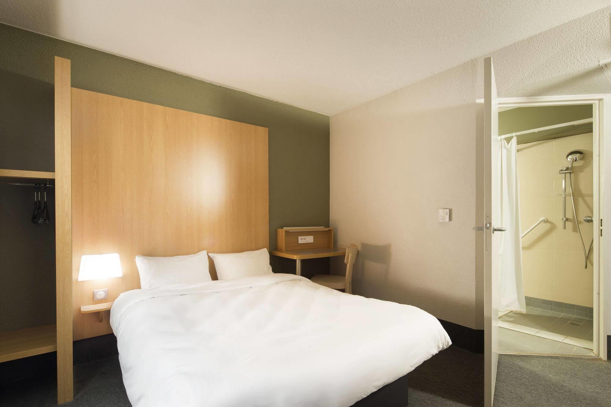 B&B Hotel Clermont-Ferrand Nord Ріон Екстер'єр фото